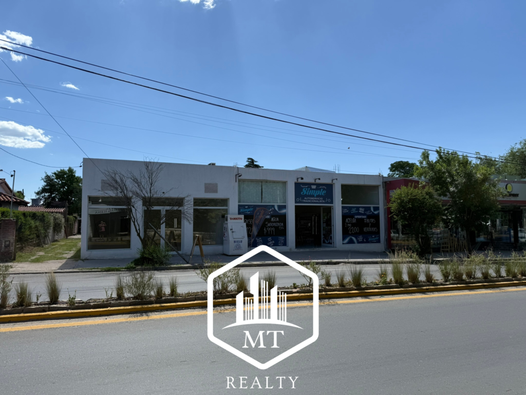 Imponente salón comercial en venta sobre Av. Mitre – Ubicación estratégica